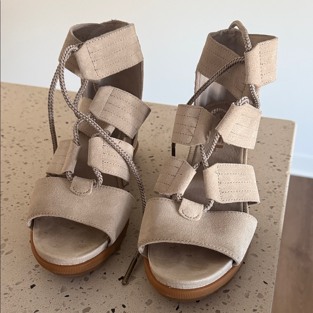 SOREL Beige Suede Lace-Up Women's Sandals